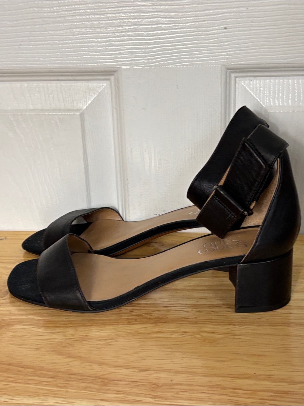 Franco Sarto Black Leather Rosalina Ankle Strap Block Heel Sandals Size 8.5
